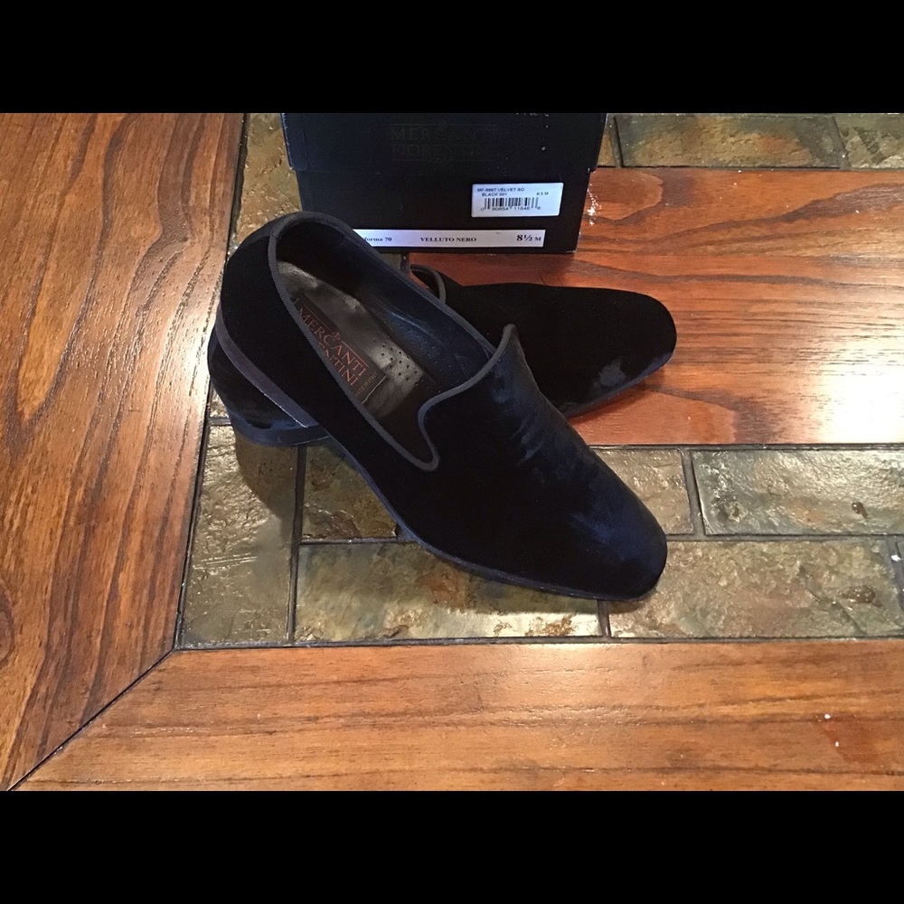 Shoes - Picture 2 of 2